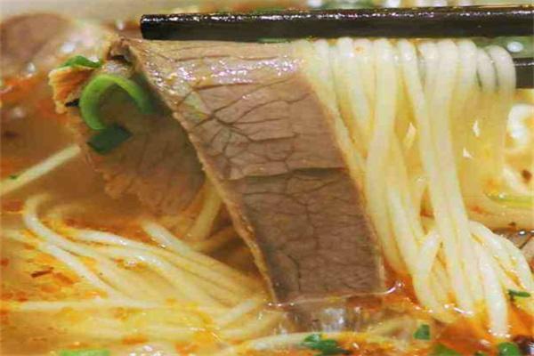三升牛肉面