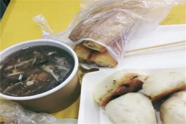 张小文胡辣汤