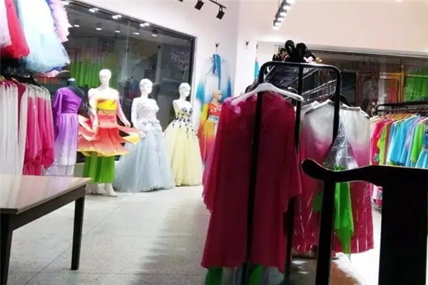 瑞昌服装
