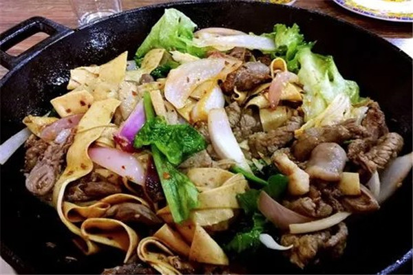 东北烧烤铁锅牛肉馆