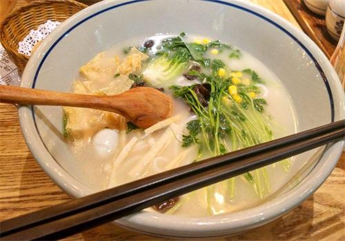 爵士达过桥米线