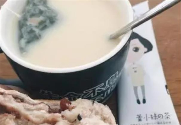 蕾小妹奶茶