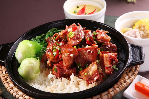黎记煲仔饭