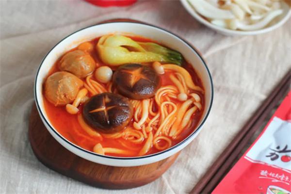 百易素食素拉面
