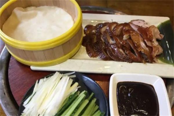 天外人烤鸭店