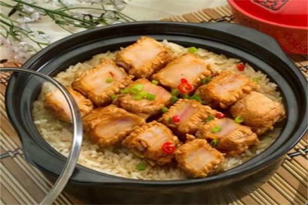 熊小猫煲仔饭