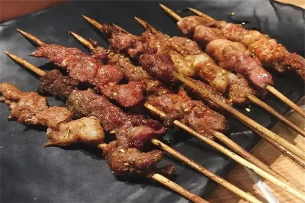 小肥牛自助火锅烧烤