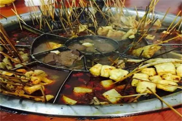 辣食尚串串香