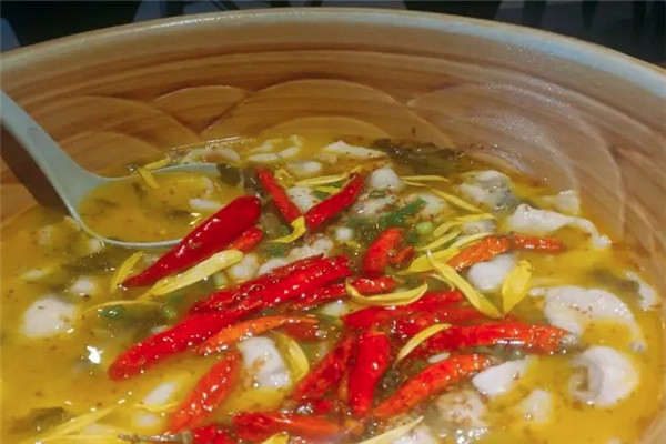 椒游老坛酸菜鱼