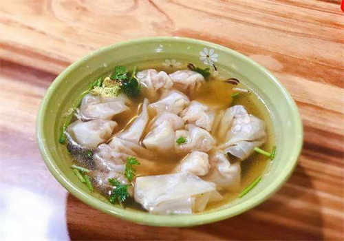 俏佬姥馄饨