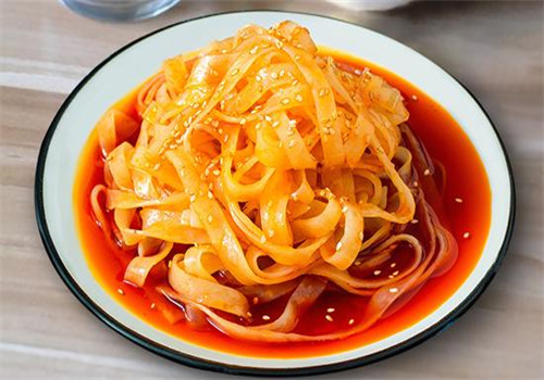 纪光东擀面皮