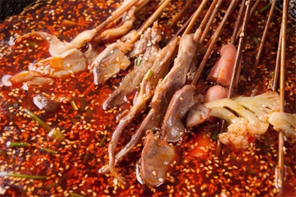 小巷子串串店