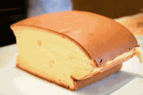 小枕头古早味蛋糕
