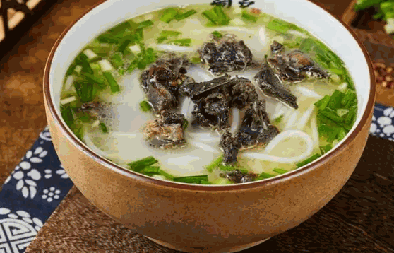 一个云南乌鸡米线需要多少钱
