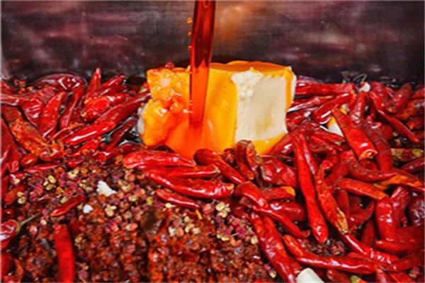 小巷子串串店