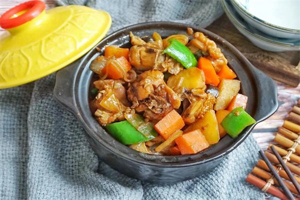 腾宇黄焖鸡饭