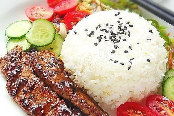 埃拉牛排饭