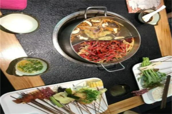 三福匠串串香