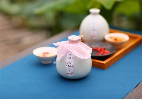 三世情缘桃花醉酒