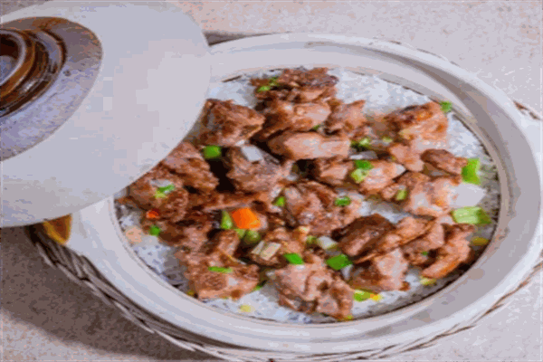 藏煲阁煲仔饭