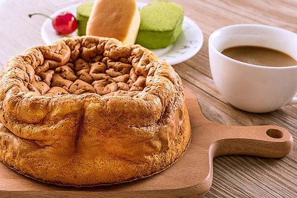 冯层层古早味千层蛋糕