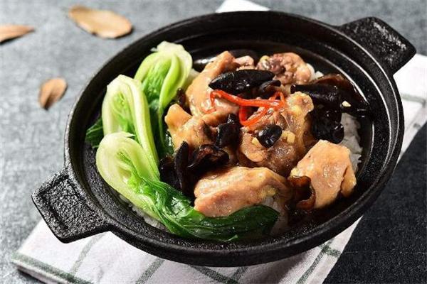 包满意煲仔饭