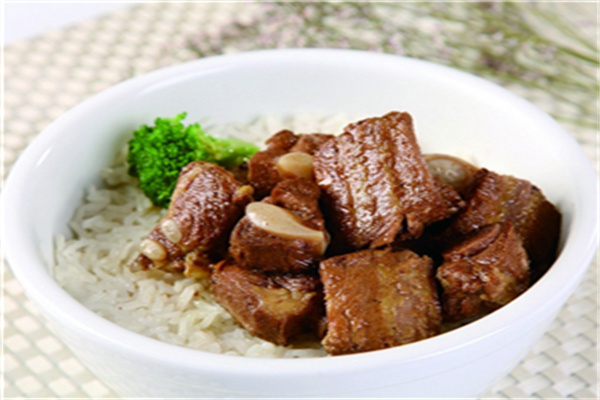 三碗过岗甏肉排骨饭