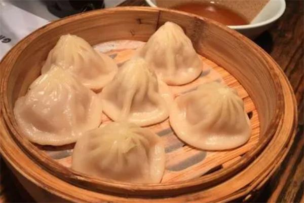 天方小笼包