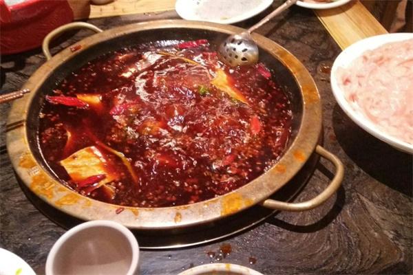 顺记猪肚鸡火锅店