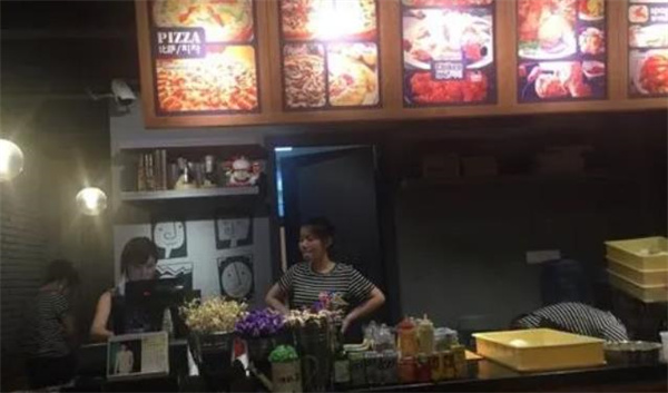比奇雅炸鸡比萨
