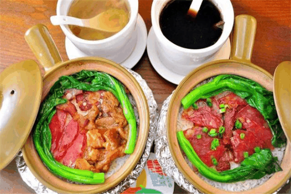 名记煲仔饭