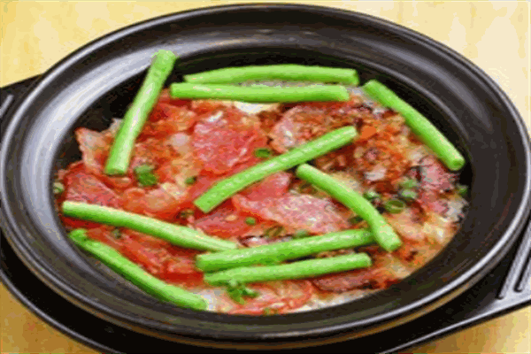 名记煲仔饭