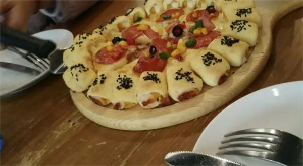 比奇雅炸鸡比萨