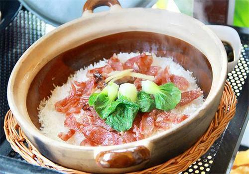 顶呱呱砂锅煲仔饭