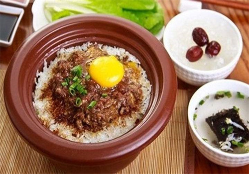 顶呱呱砂锅煲仔饭