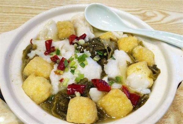 小鱼快跑酸菜鱼