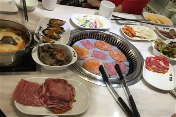 牛太郎自助烧烤火锅