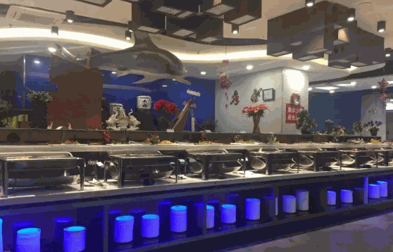 大鲨鱼自助餐费是多少