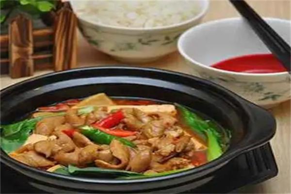 吉东家焖肉快餐