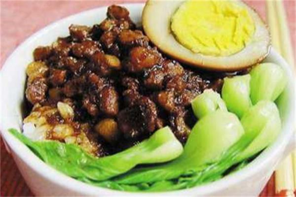 一家有态度的卤肉饭