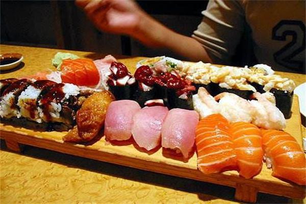 鳗米屋寿司