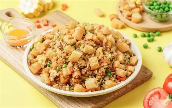 巨盒炒饭
