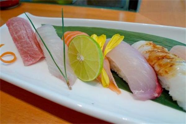权先生韩国料理