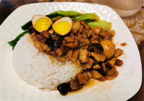七叔公卤肉饭