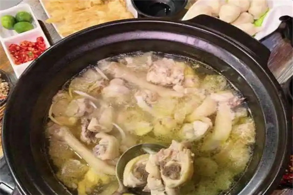 享乐吧椰子鸡烧烤