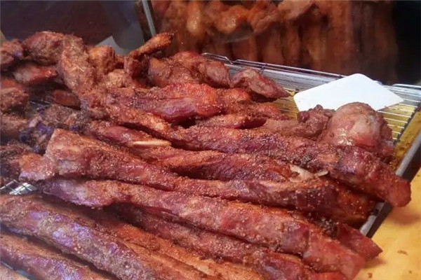 太昊吃巴西秘制五花肉