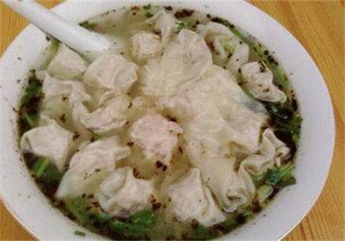 万里香馄饨