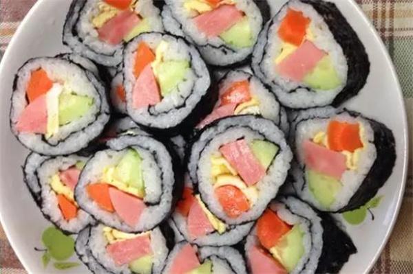 三只熊紫菜包饭