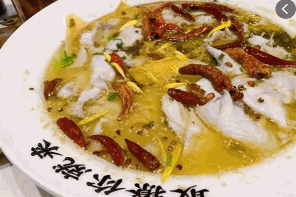 鱼小美酸菜鱼