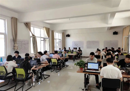 赣冠职业培训学校